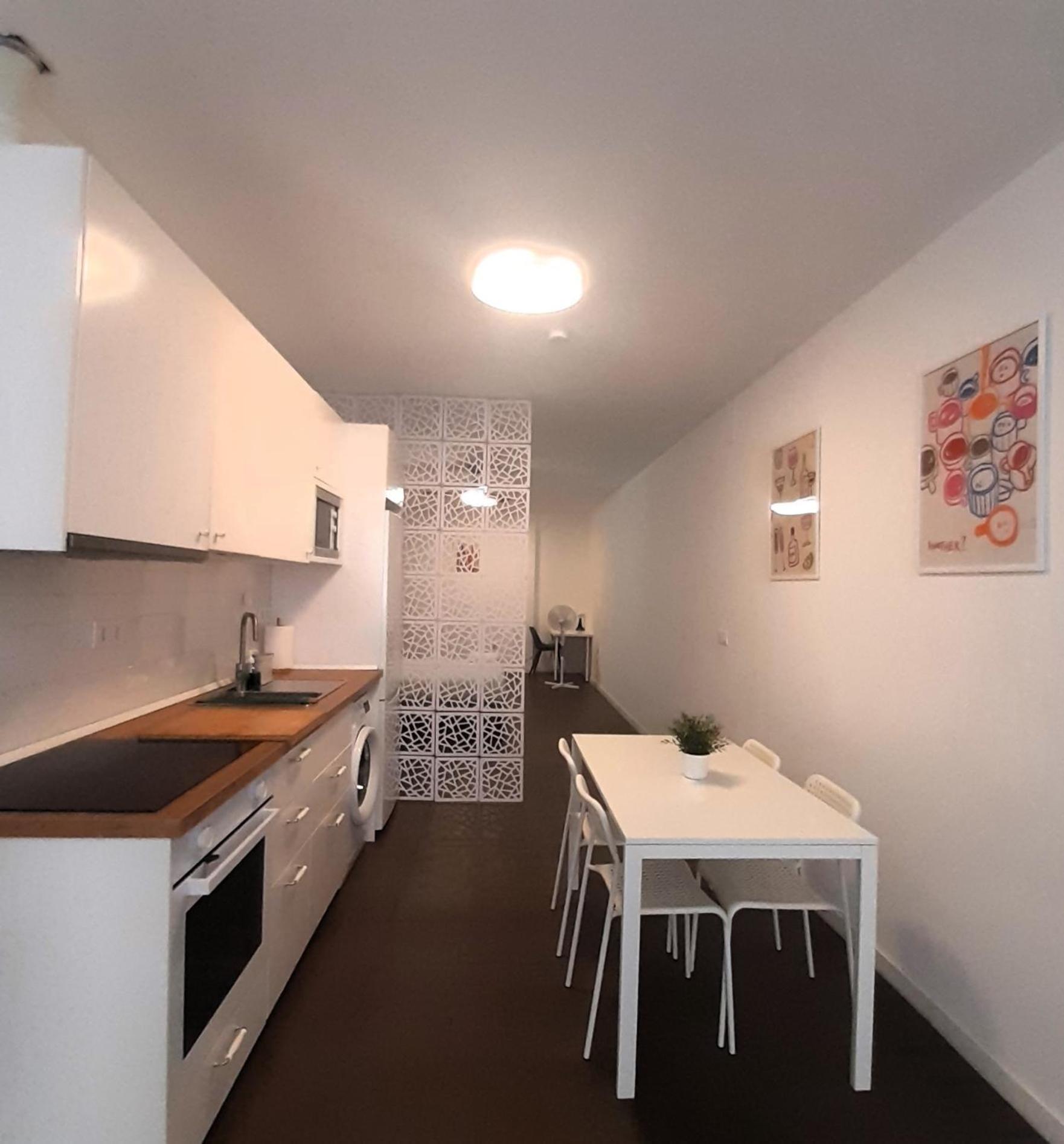 La Caramba Amplio Apartamento En La Playa Málaga Exterior foto